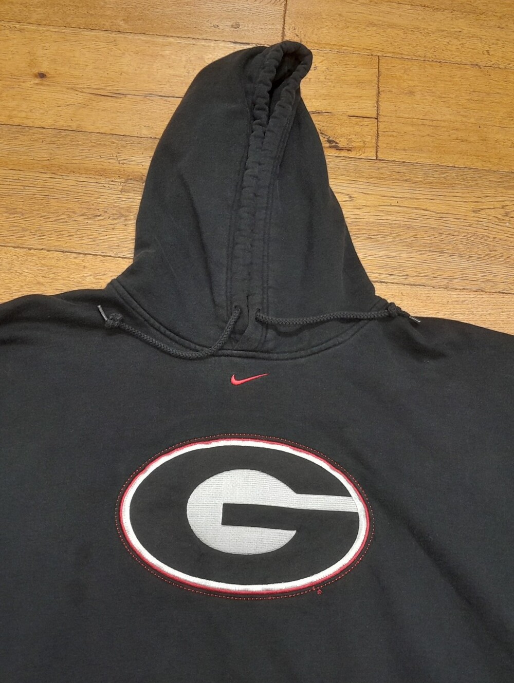 Vintage Nike Team Center Swoosh NCAA University of Georgia Hoodie Men’s 2XL 90s.